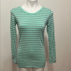 A.n.a Blue Grey Long Sleeved Tshirt Sz S